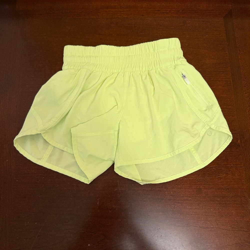 Lululemon Tracker Short 4” (Size 4) Faded Zap EUC